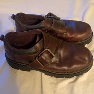 GBX 90s chunky slip on